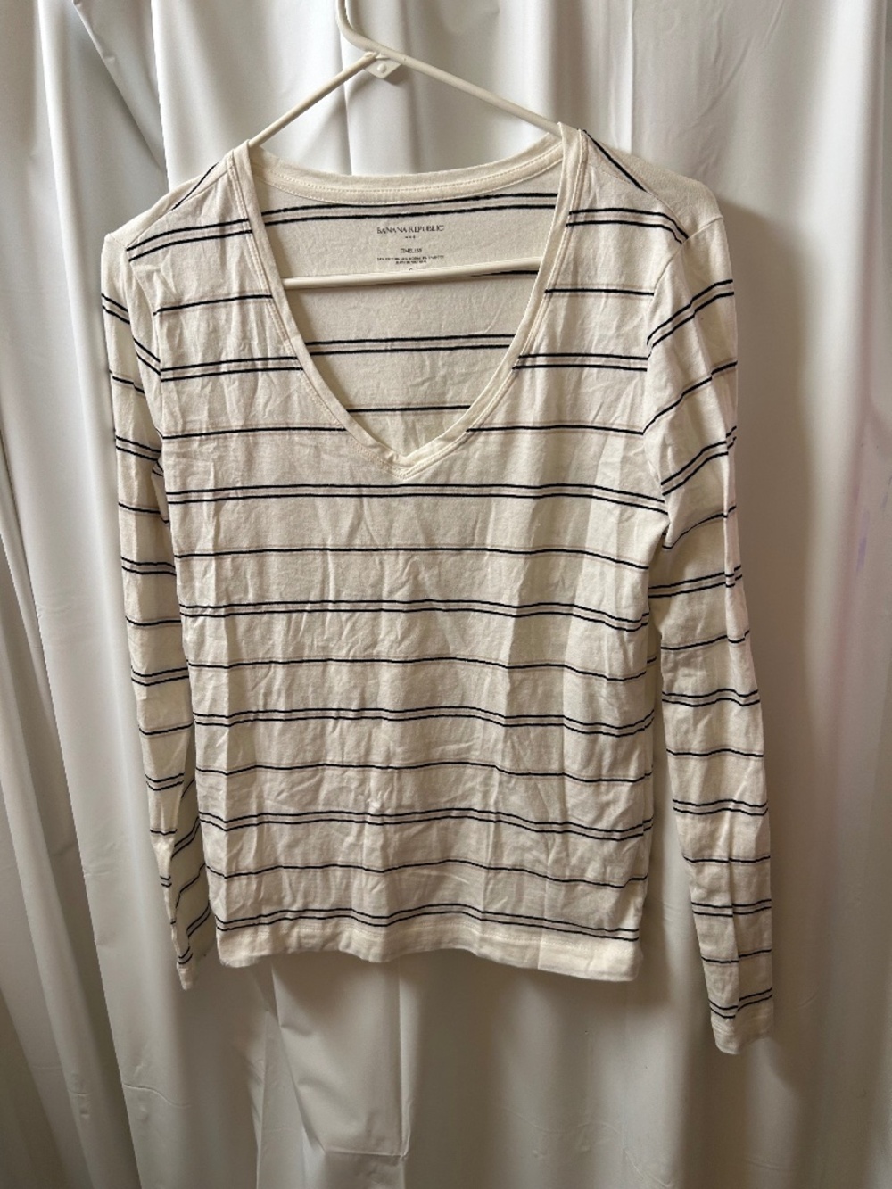 Banana Republic Striped Vneck Shirt